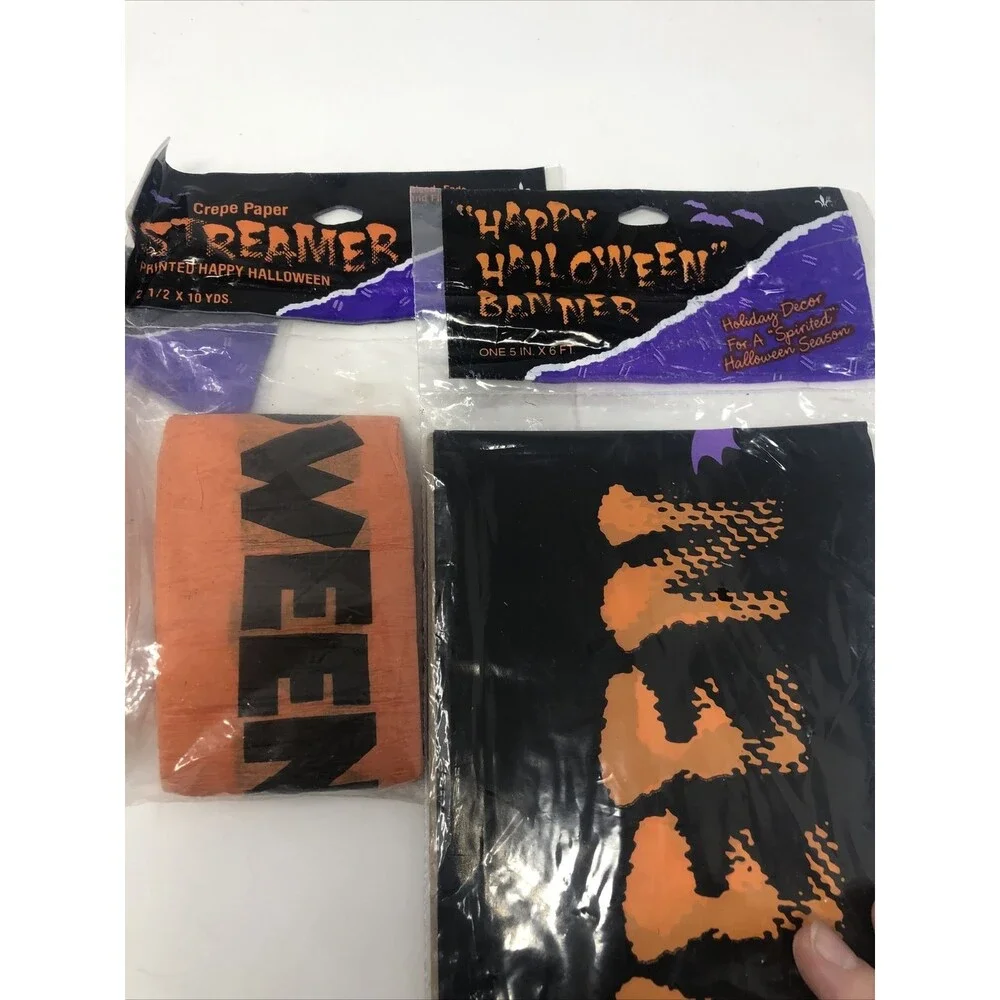 Vintage Gibson Greetings Halloween Party Supplies USA Pumpkin Invitations Plates